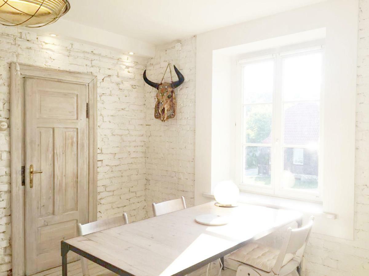 White House - Silesian Loft Apartment Домброва-Гурнича Екстер'єр фото